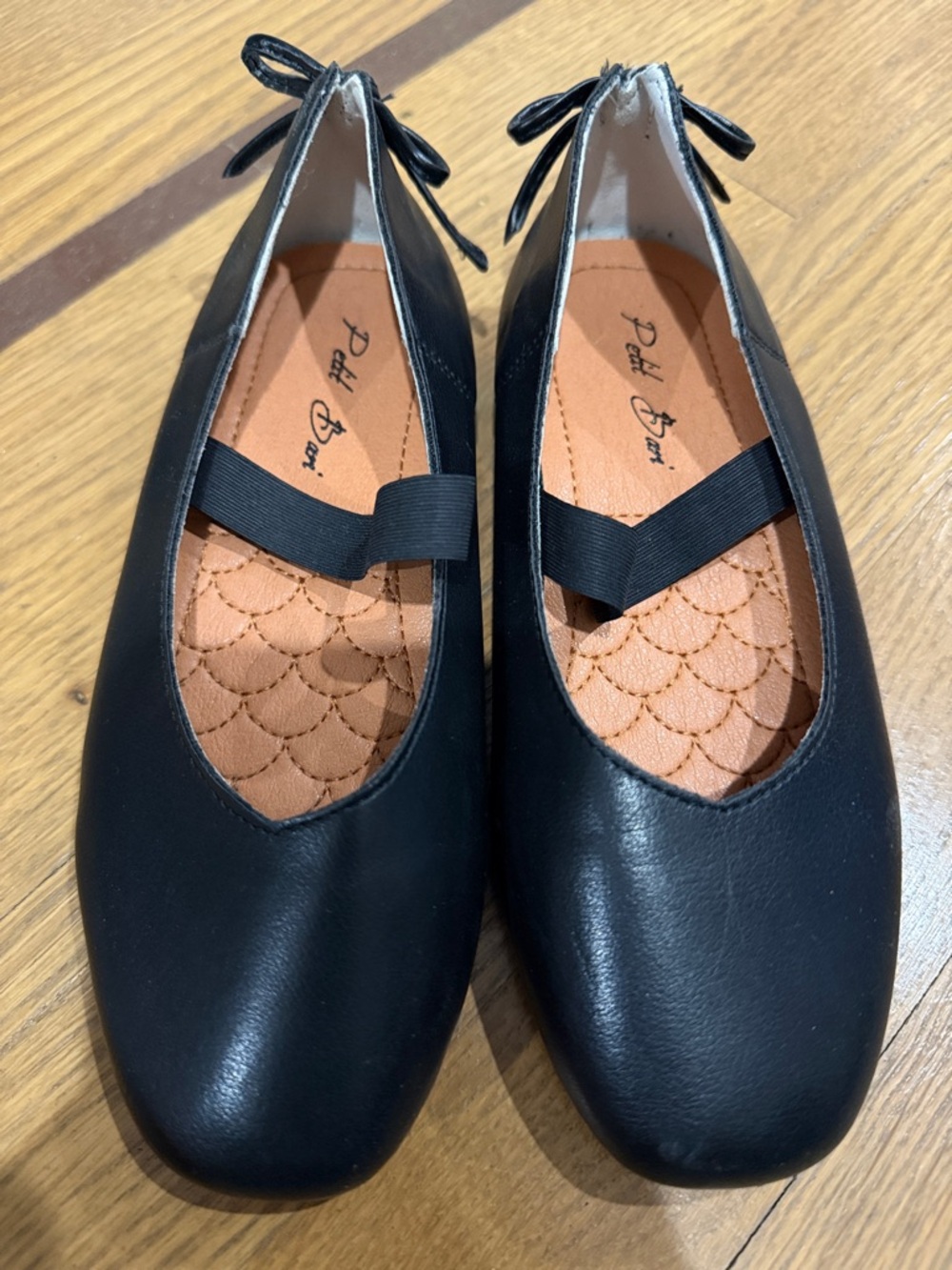 Petit Bari Black Ballet Flats